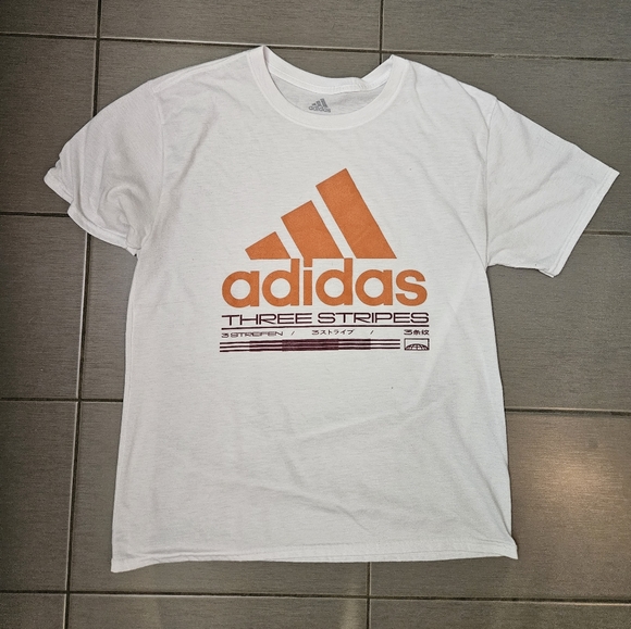 Adidas t-shirt, LG - Picture 1 of 2
